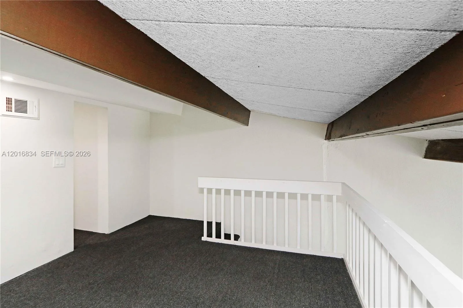 750 NE 195th St, Miami, FL 33179 photo 8