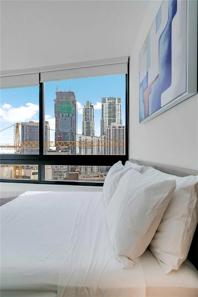 225 N Miami Ave # 1707, Miami, FL 33128 photo 6