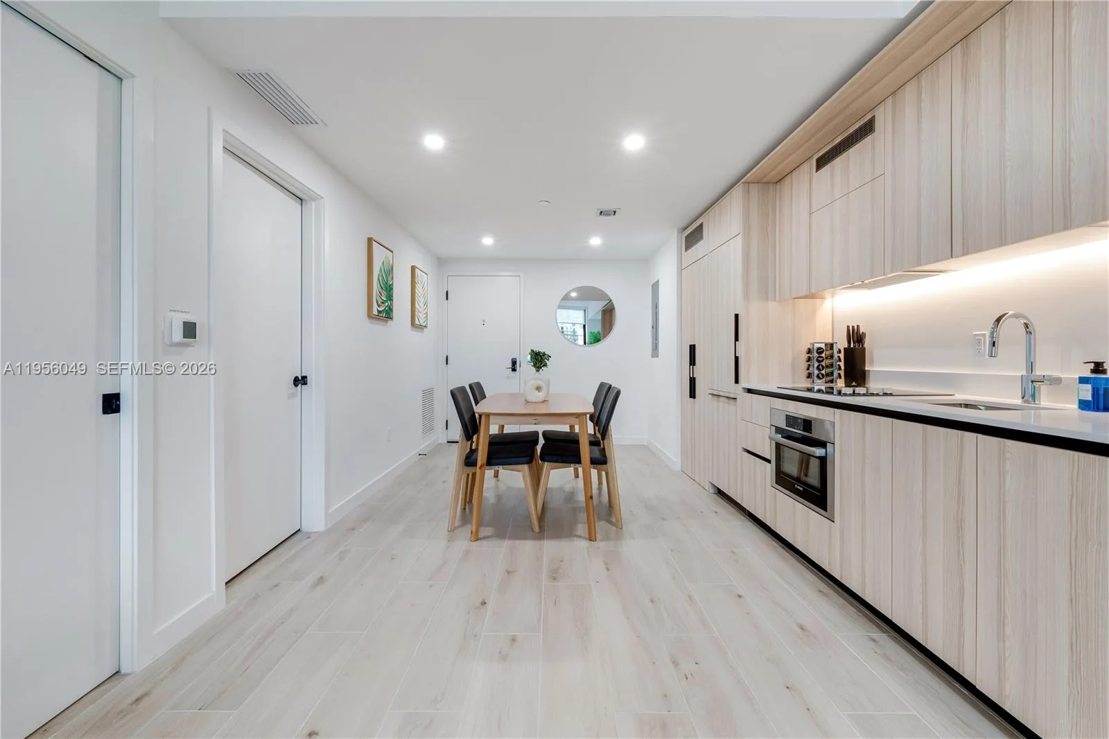 225 N Miami Ave # 1707, Miami, FL 33128 photo 9