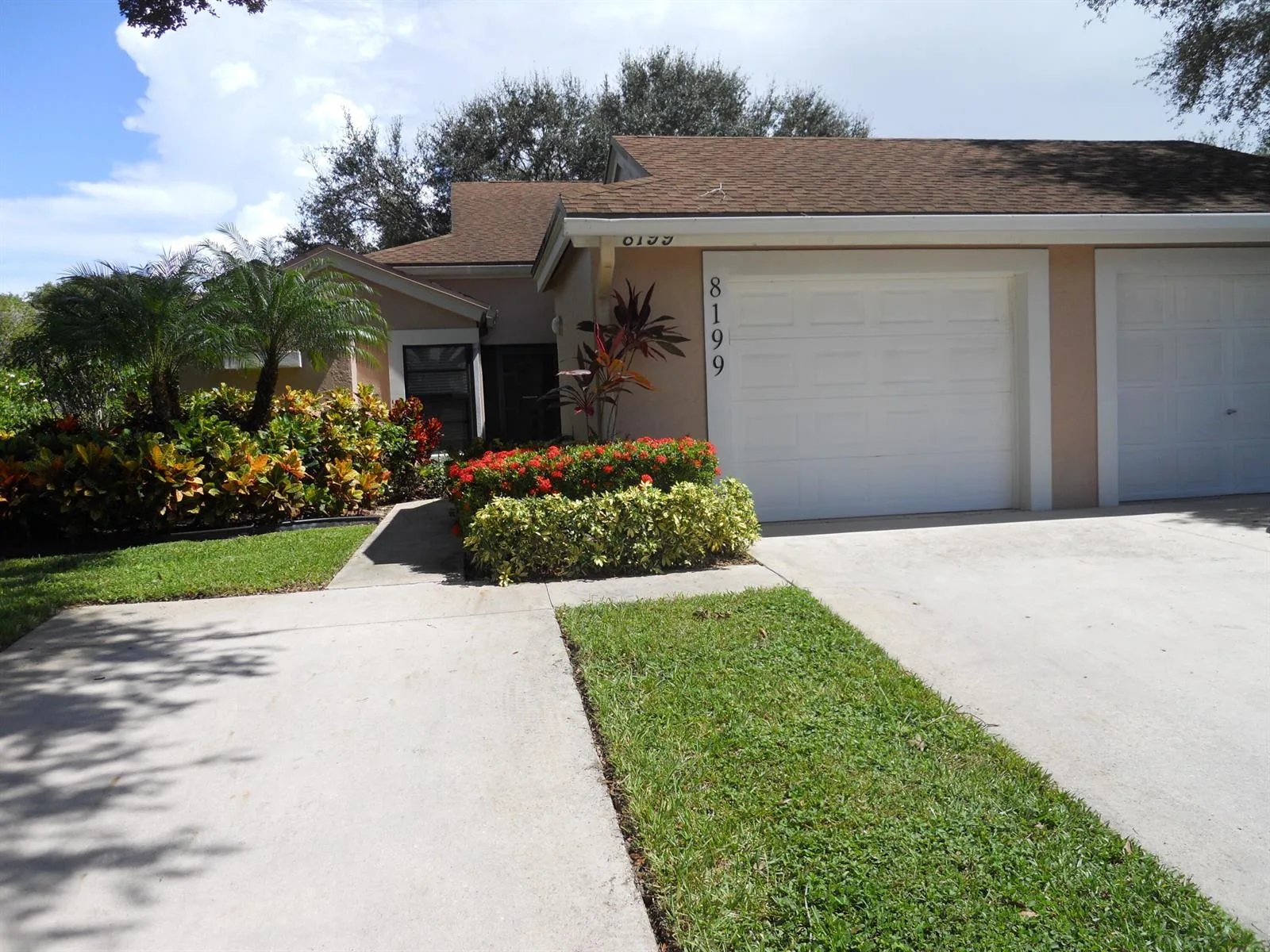 8199 Springlake Drive, Boca Raton, FL 33496 photo 2