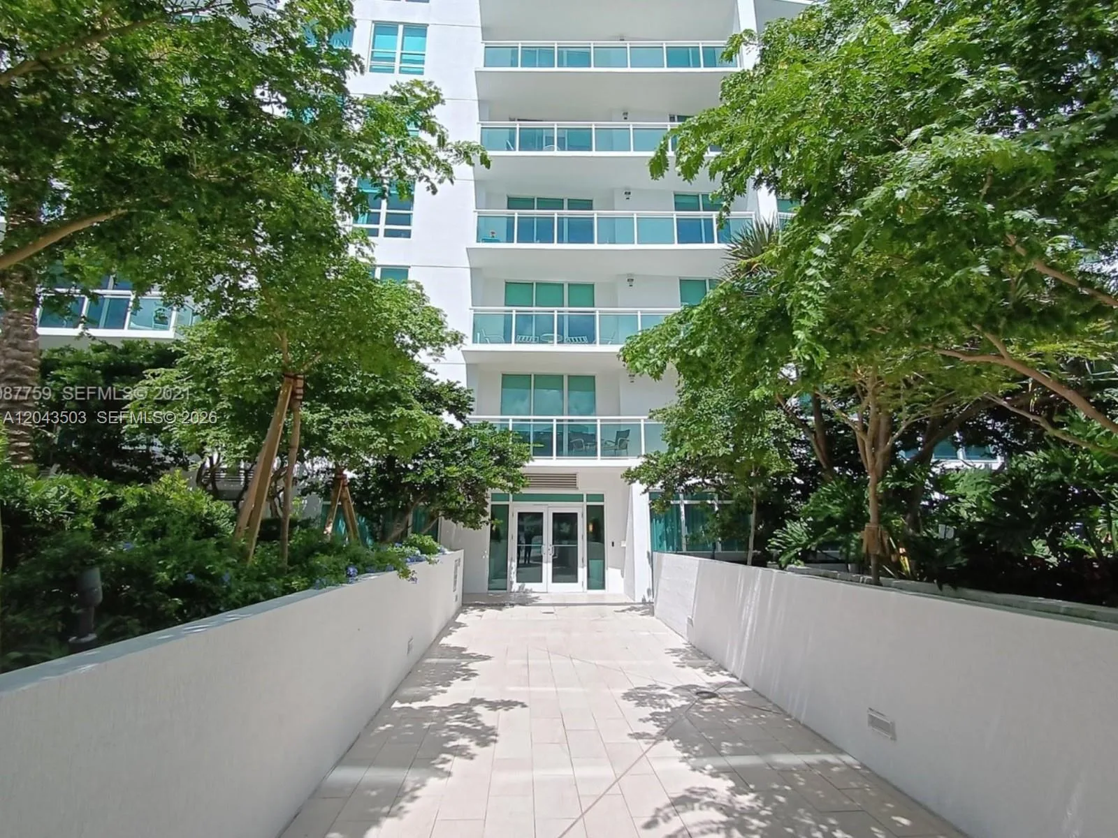 951 Brickell Ave # 1206, Miami, FL 33131