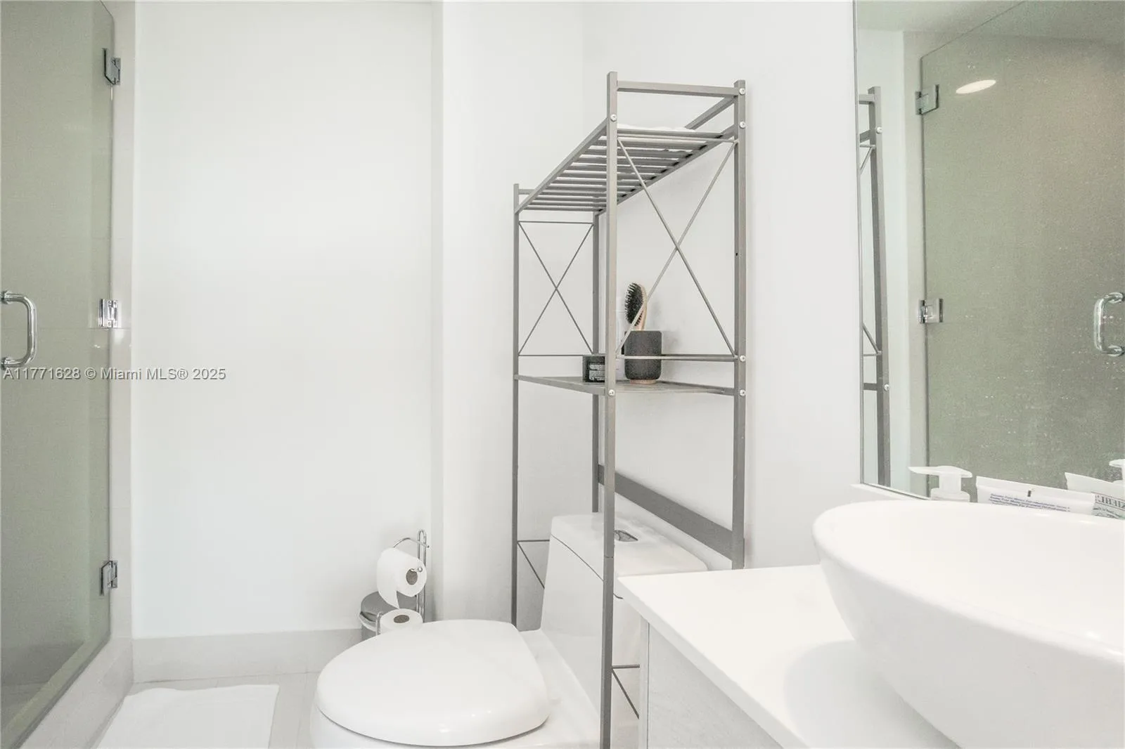 650 NE 32nd St # 3505, Miami, FL 33137 photo 11