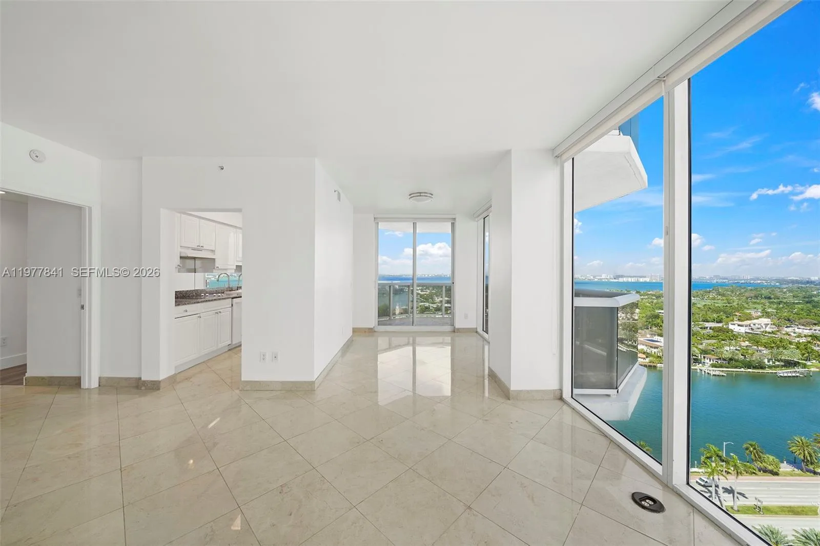 4775 Collins Ave # 2507, Miami Beach, FL 33140 photo 2
