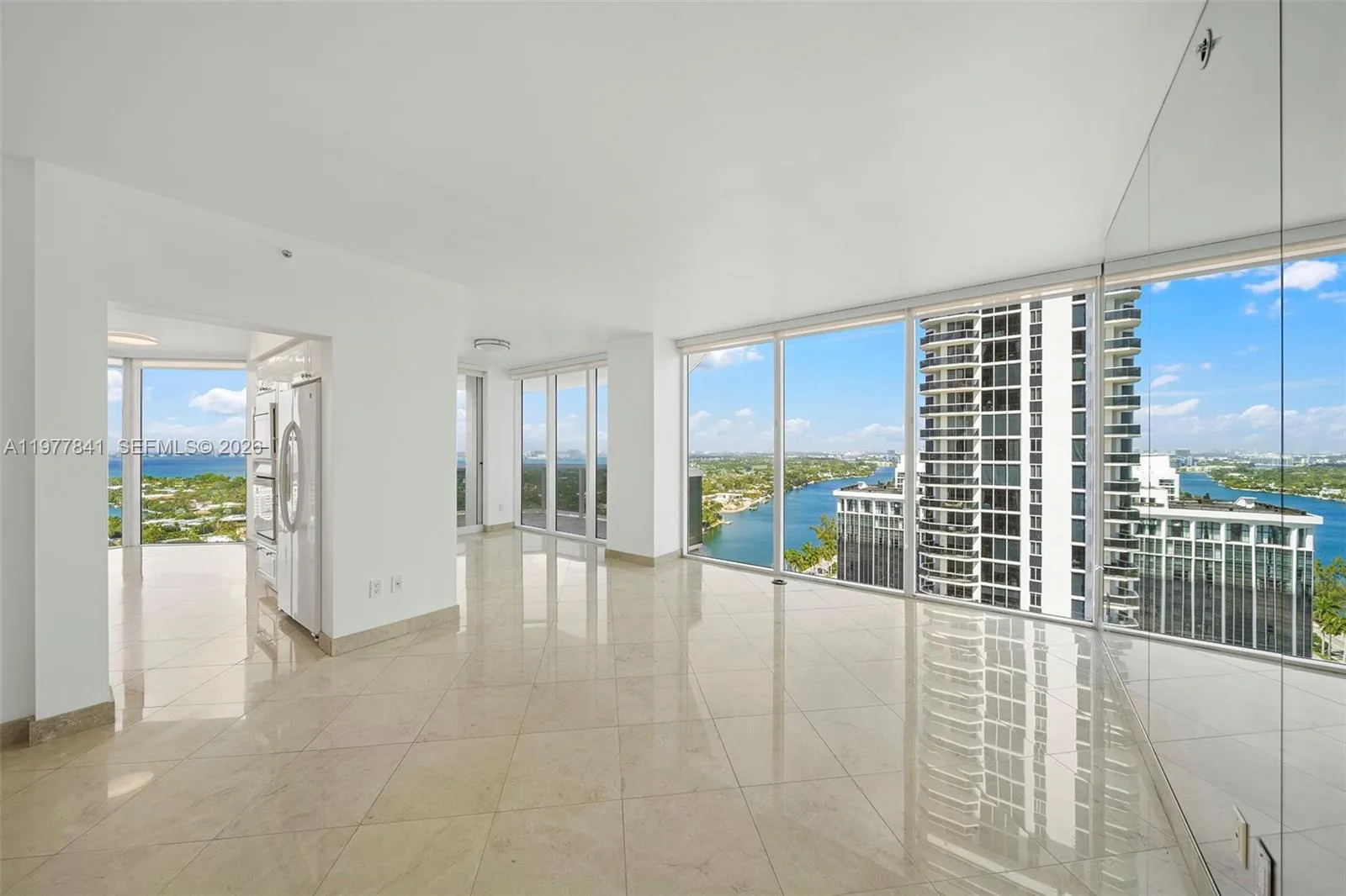 4775 Collins Ave # 2507, Miami Beach, FL 33140 photo 3