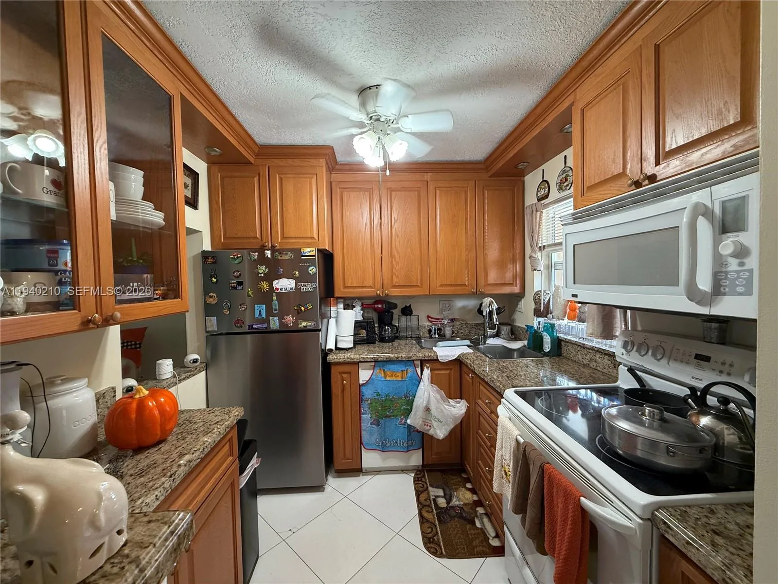 9041 Sunrise Lakes Blvd # 207, Sunrise, FL 33322