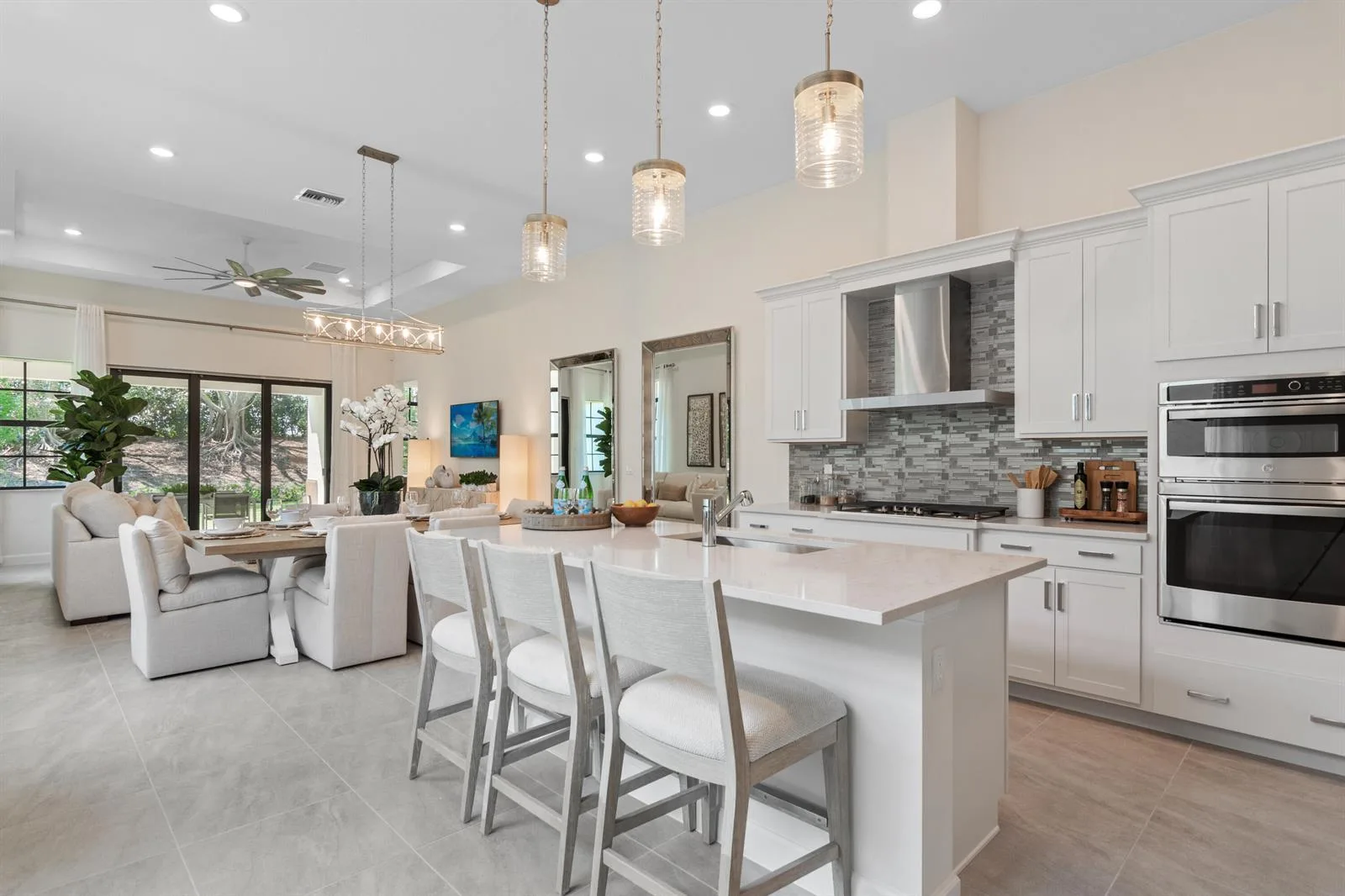 520 SE Fascino Circle, Port St. Lucie, FL 34984
