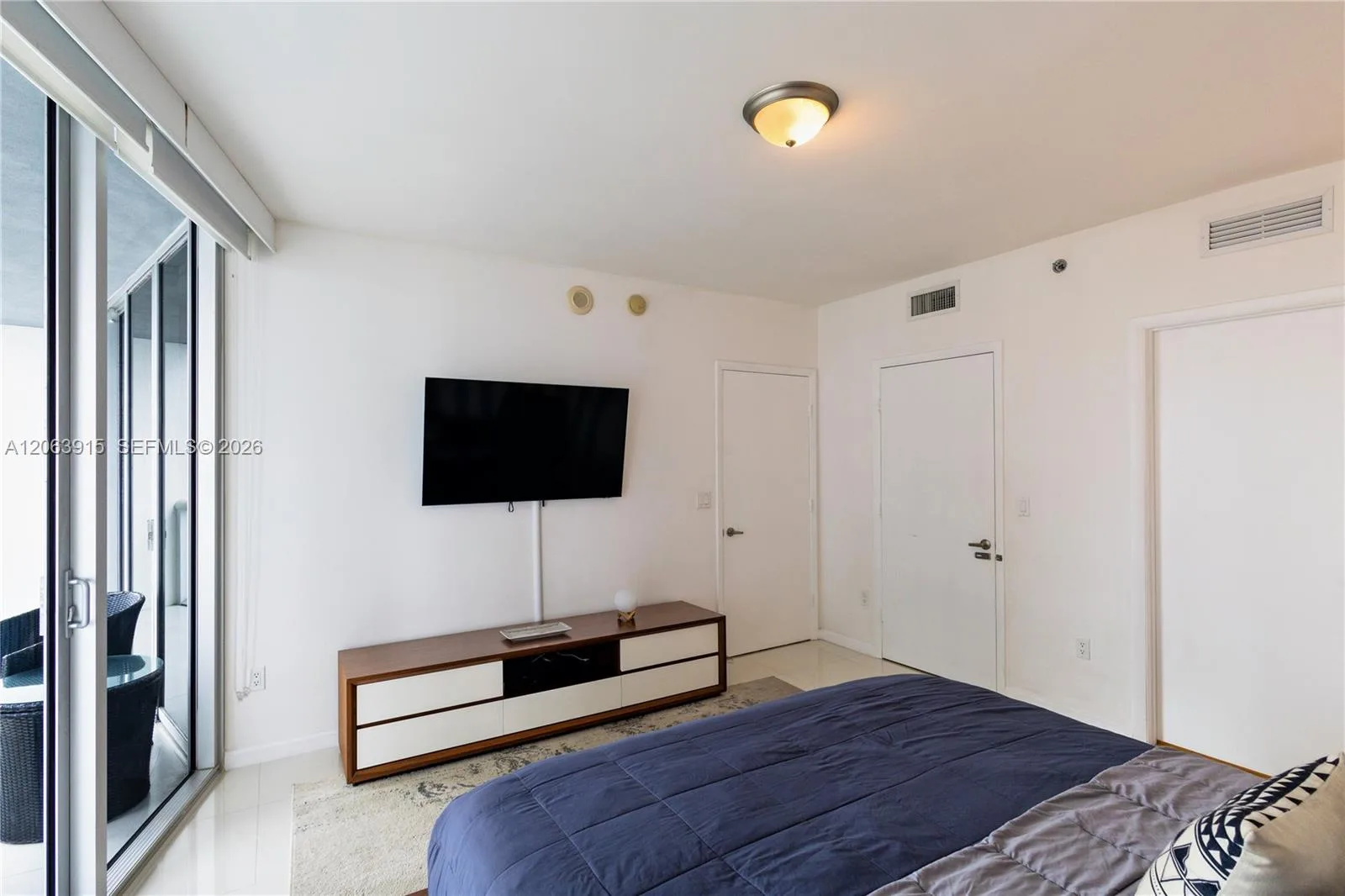 475 Brickell Ave # 4511, Miami, FL 33131 photo 12