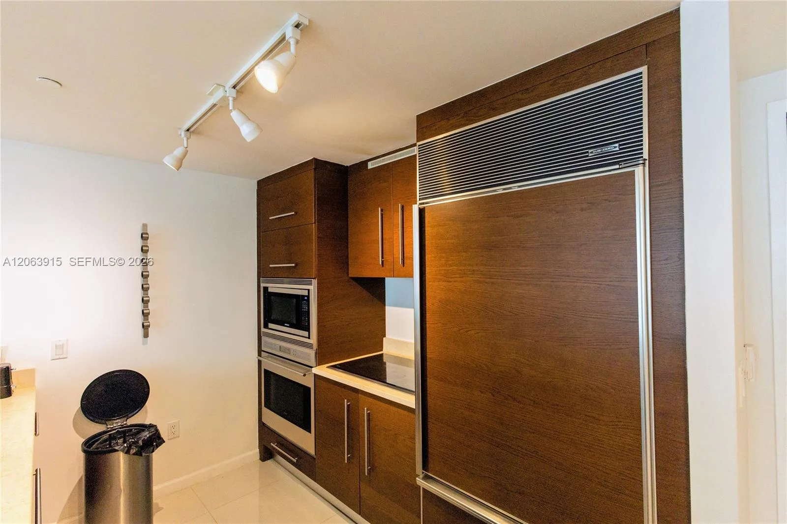475 Brickell Ave # 4511, Miami, FL 33131 photo 9