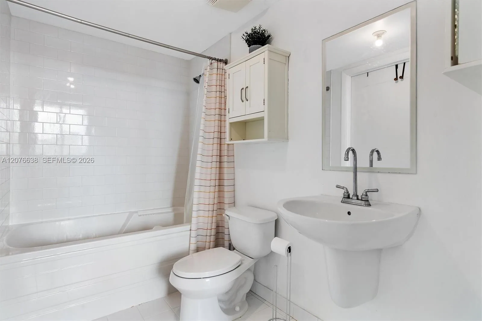 690 SW 1st Ct # 2025, Miami, FL 33130 photo 10
