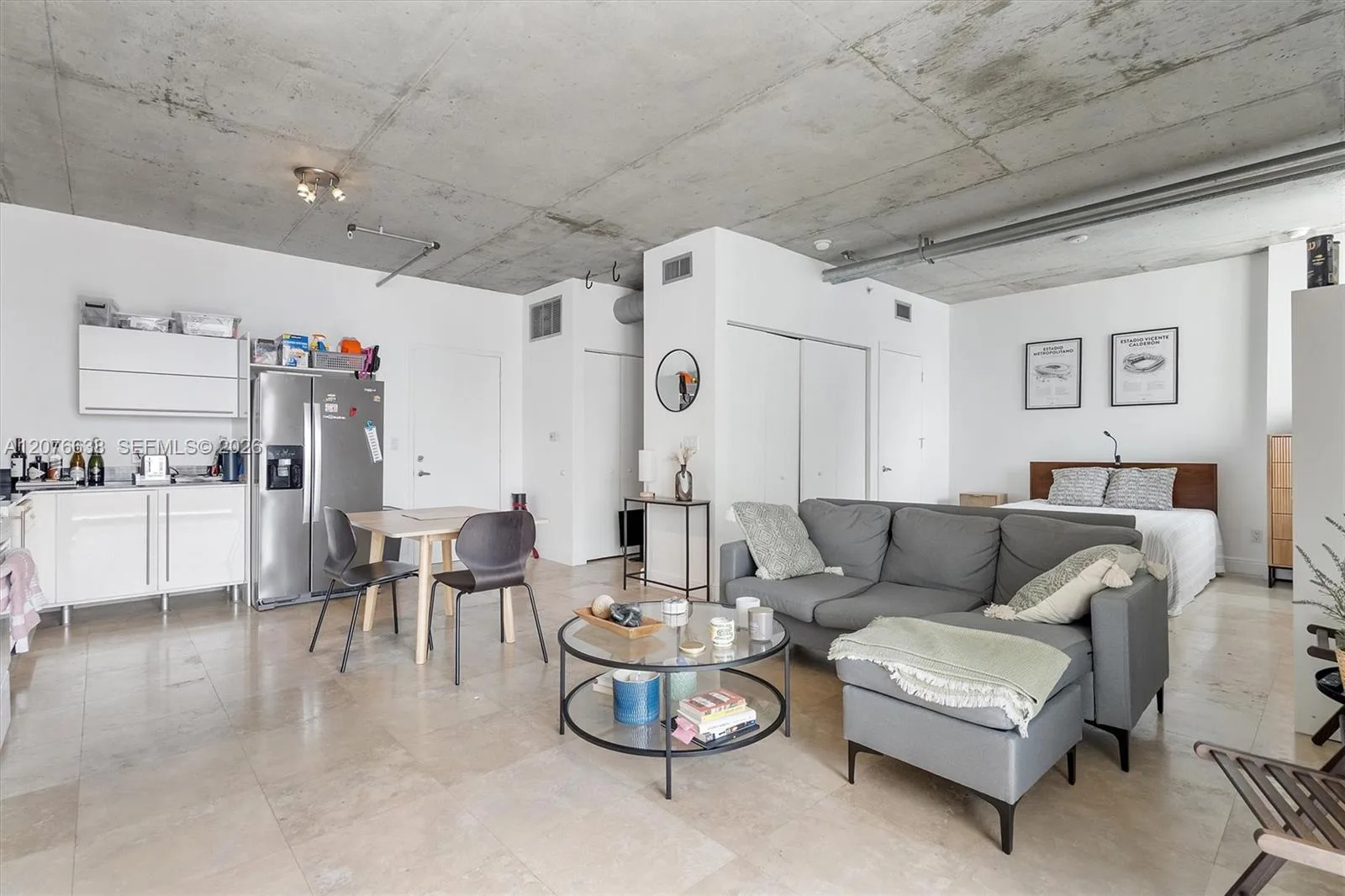 690 SW 1st Ct # 2025, Miami, FL 33130 photo 2