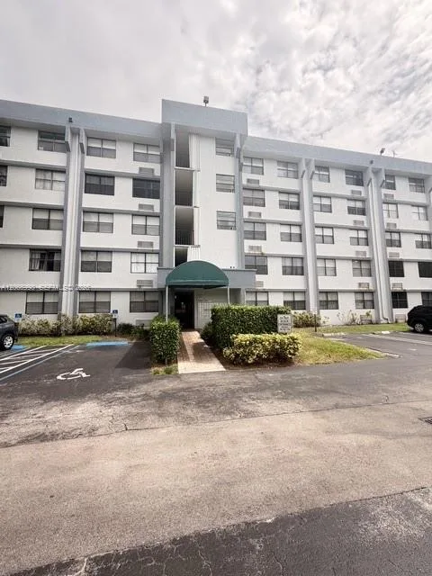 2501 Riverside Dr # 114-A, Coral Springs, FL 33065