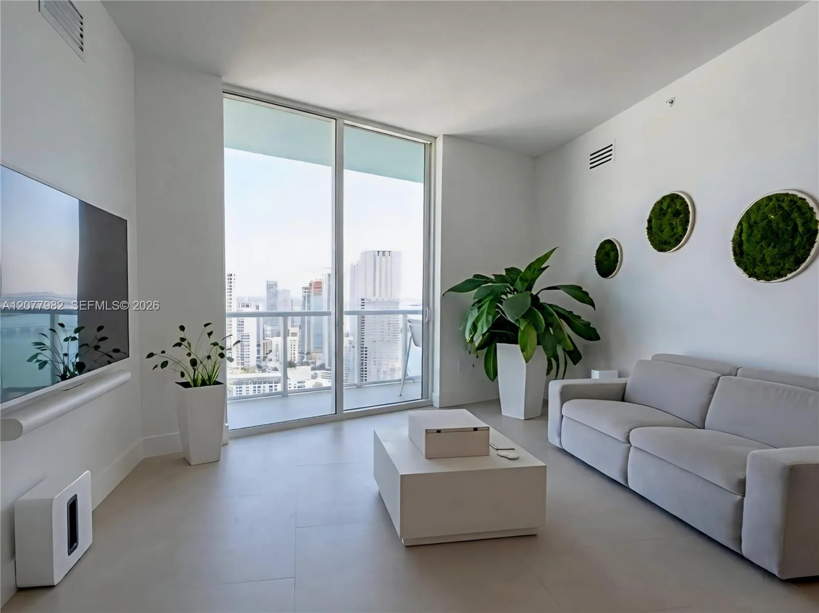 1900 N Bayshore Dr # 5004, Miami, FL 33132 photo 2