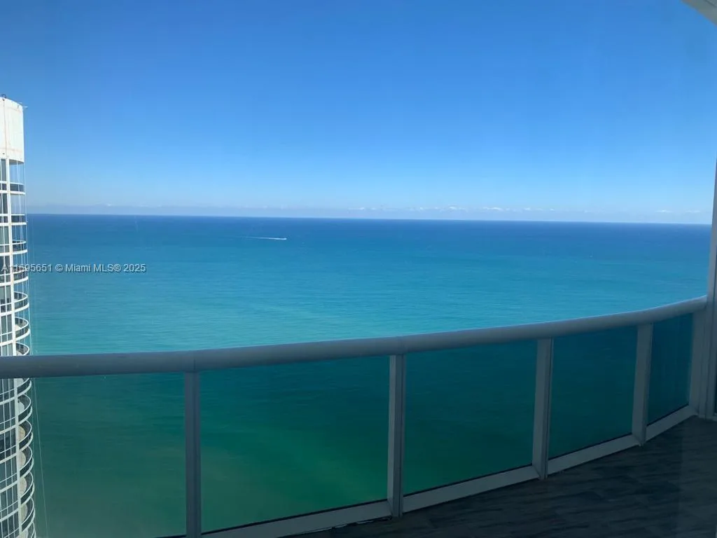 15811 Collins Ave # 4203, Sunny Isles Beach, FL 33160