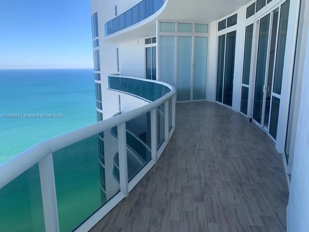 15811 Collins Ave # 4203, Sunny Isles Beach, FL 33160 photo 2