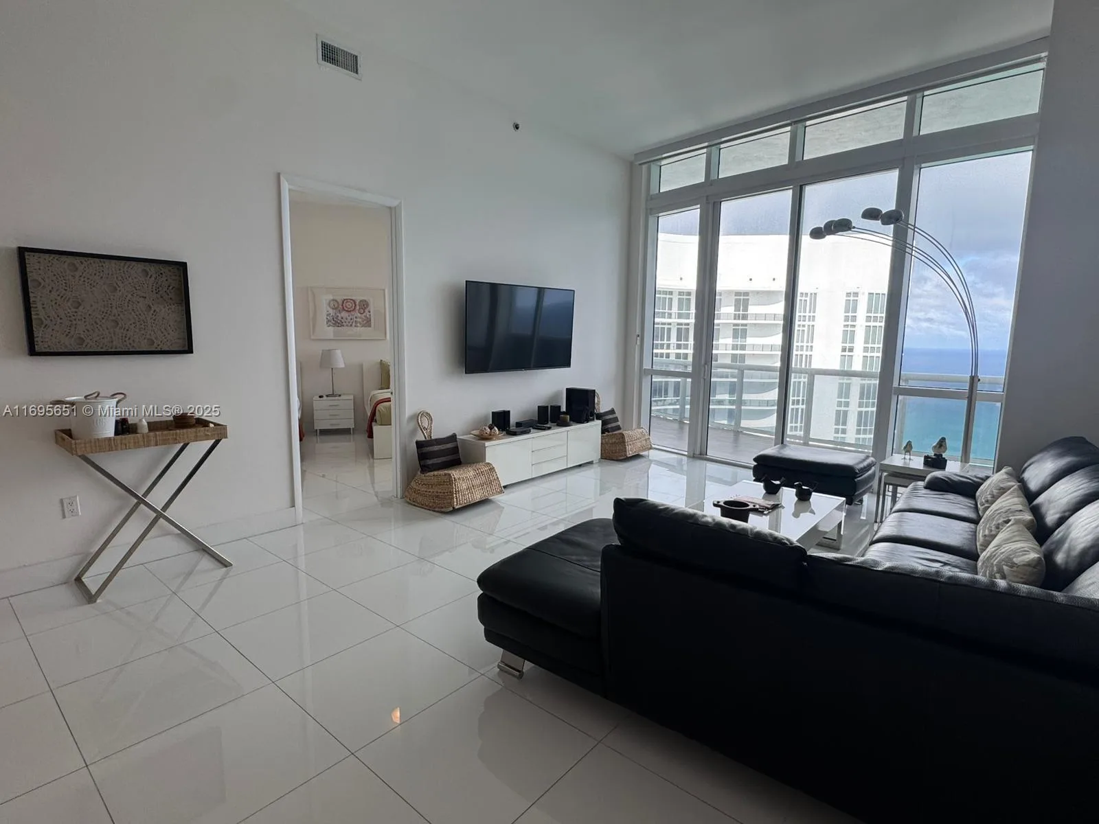 15811 Collins Ave # 4203, Sunny Isles Beach, FL 33160 photo 7