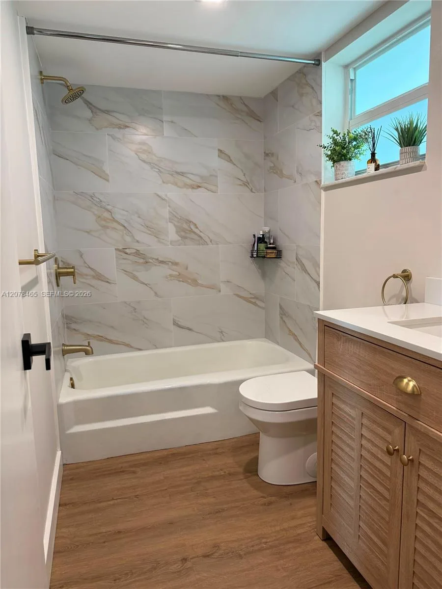 5200 Washington St # 207, Hollywood, FL 33021 photo 11