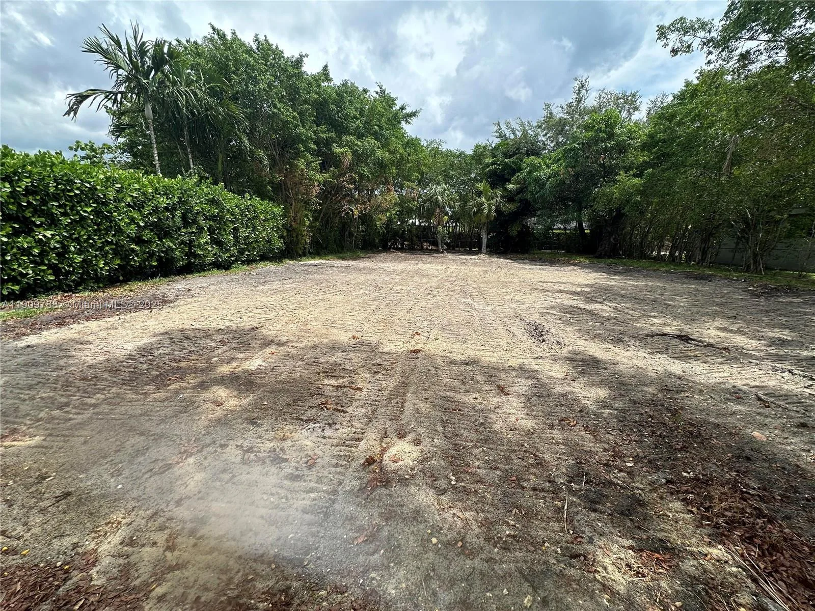 157 NW 104th St, Miami Shores, FL 33150 photo 2