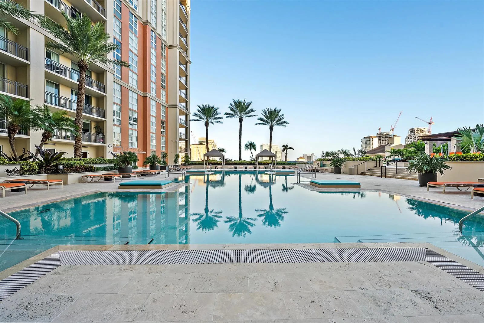 550 OKEECHOBEE Boulevard # 1614, West Palm Beach, FL 33401