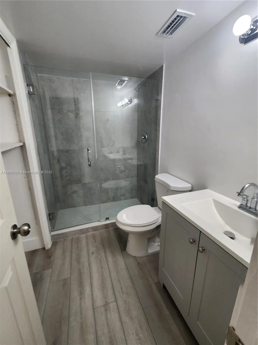 11309 SW 200th St # 303-C, Miami, FL 33157 photo 11