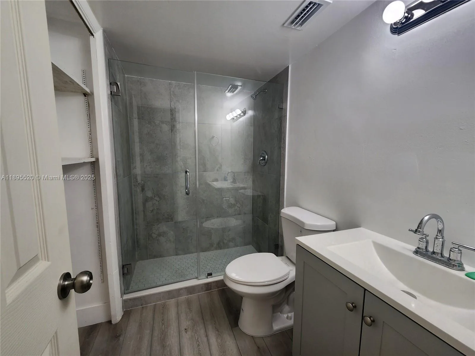 11309 SW 200th St # 303-C, Miami, FL 33157 photo 6