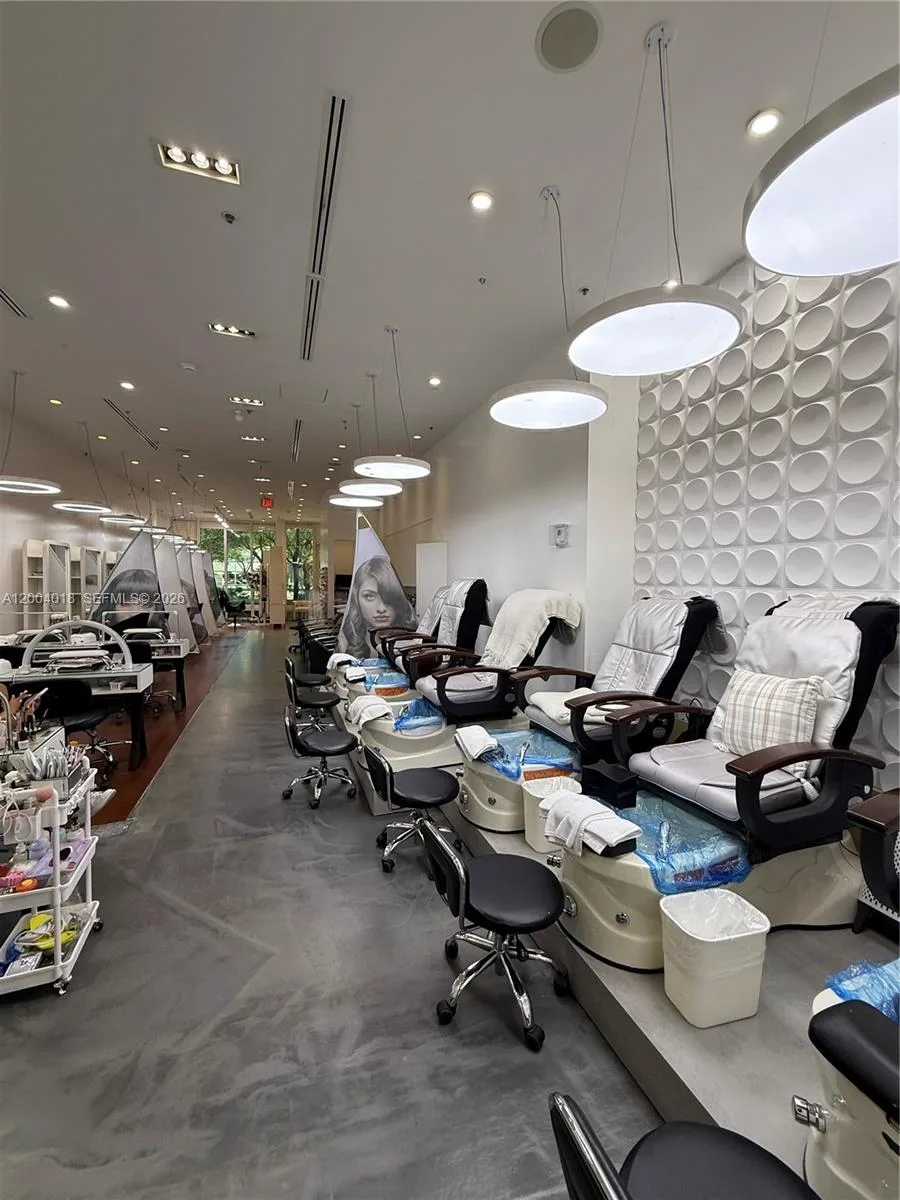 Beauty Salon & Spa in Brickell, Miami FL 33131 photo 2