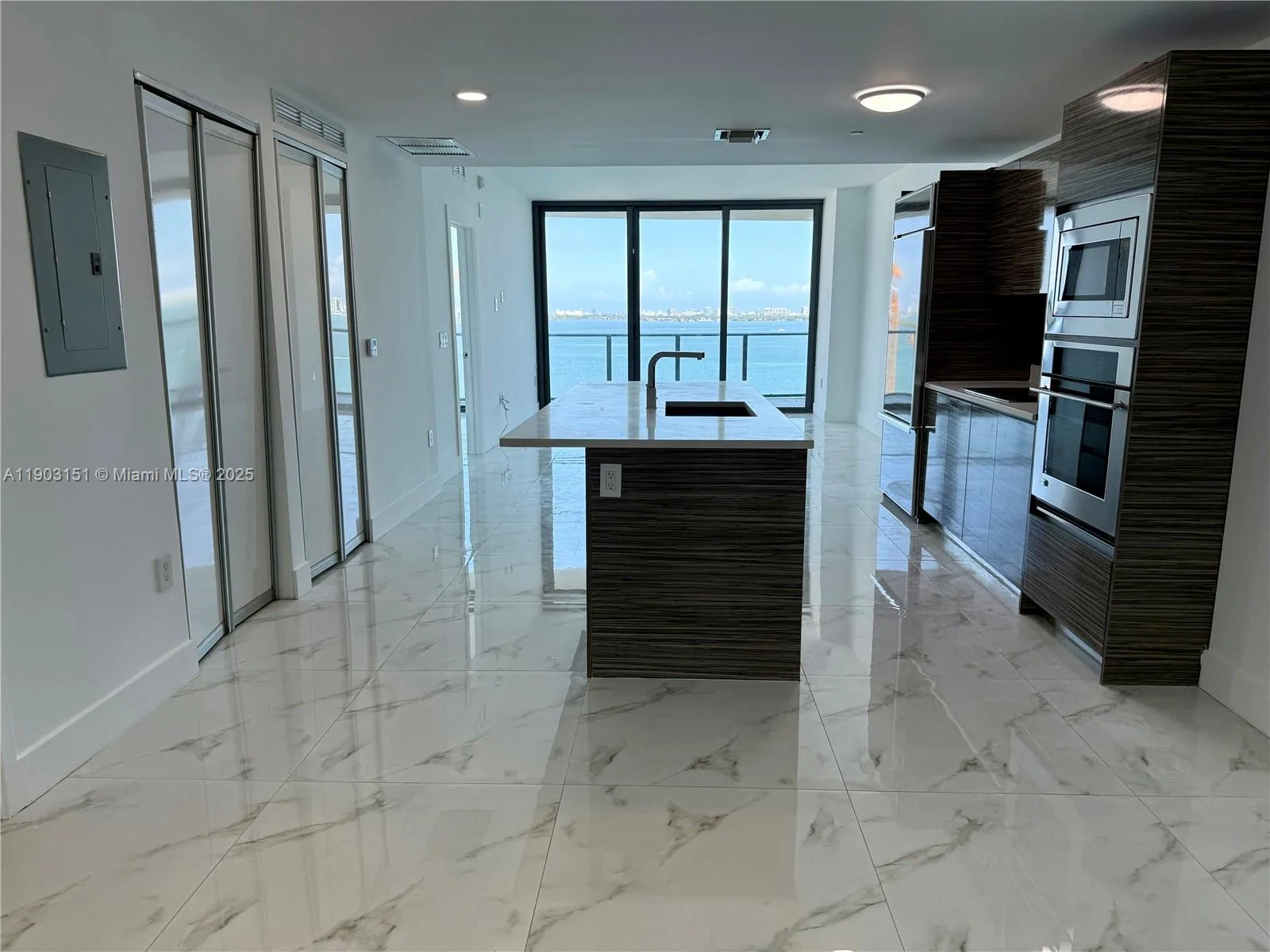 460 NE 28th St # 1603, Miami, FL 33137 photo 7