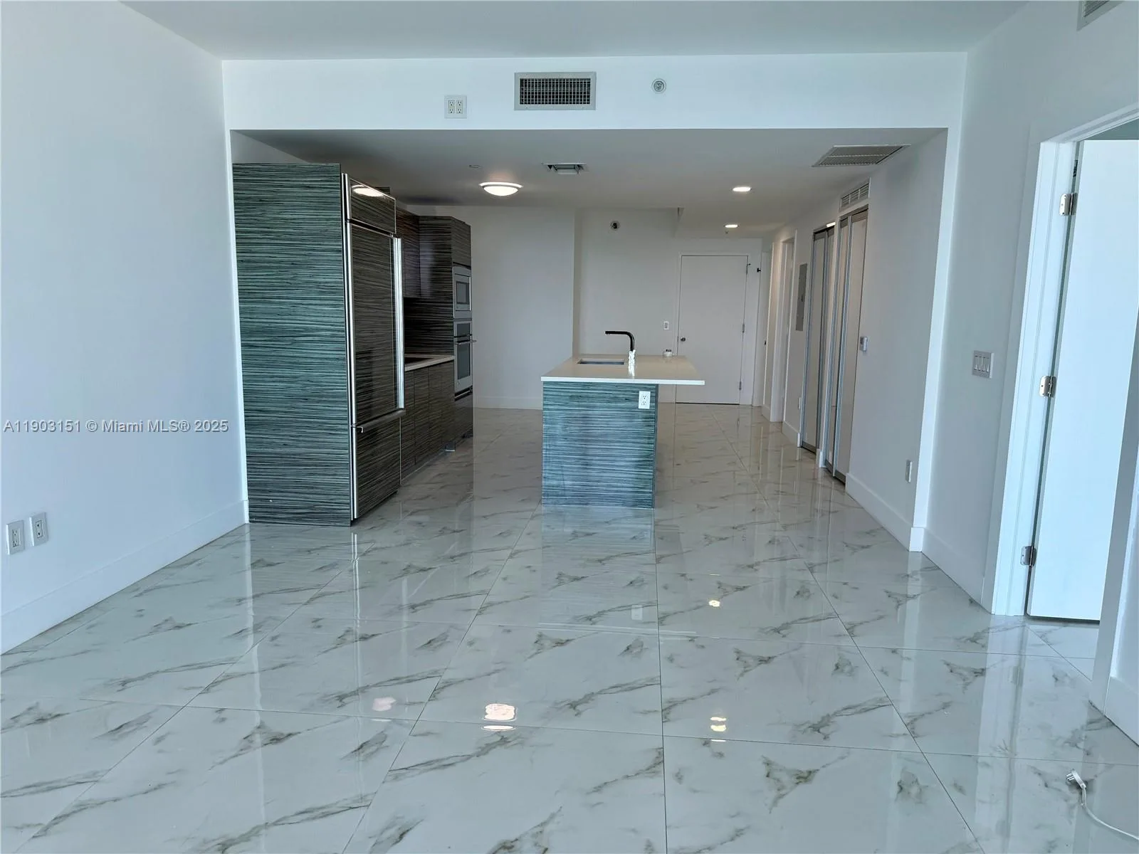460 NE 28th St # 1603, Miami, FL 33137 photo 9