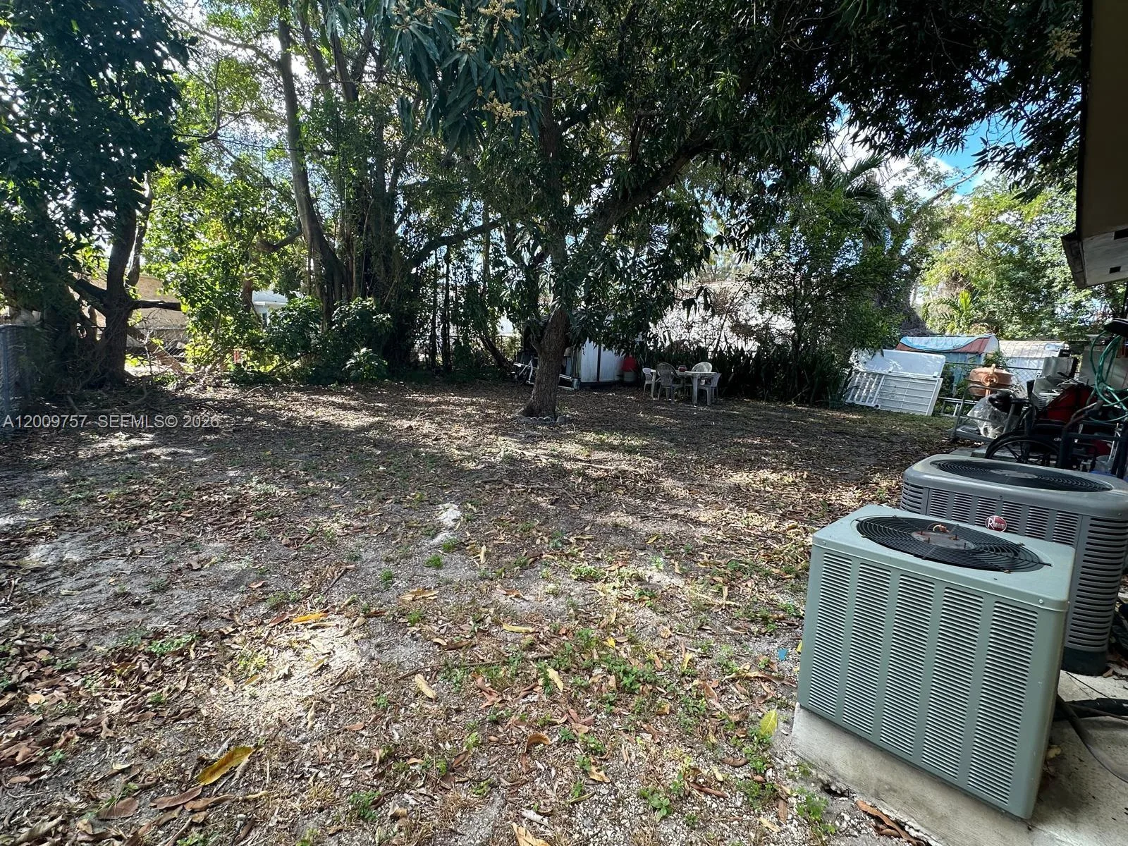 420 NW 32nd St, Miami, FL 33127 photo 2