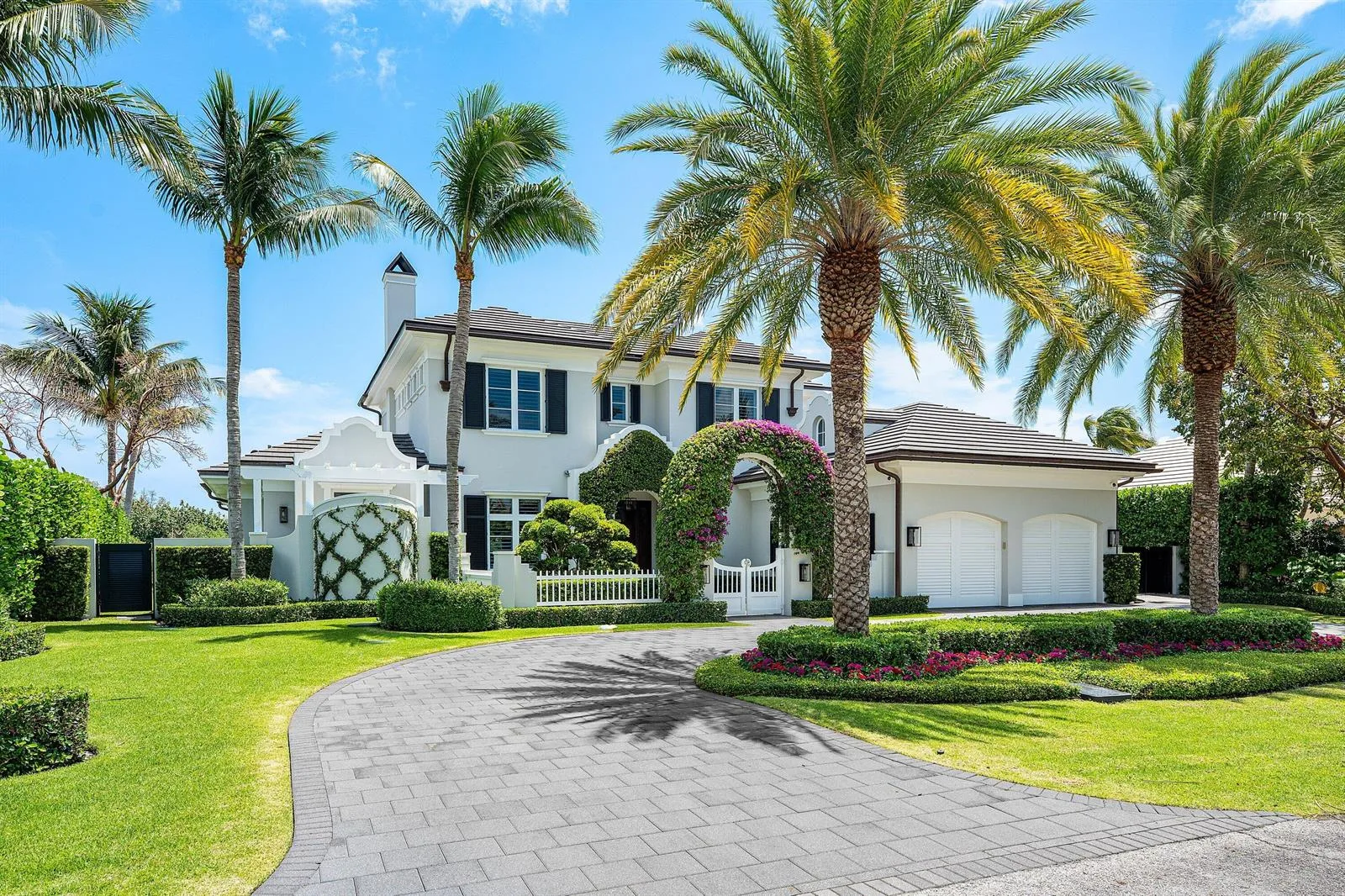 2530 Avenue Au Soleil, Gulf Stream, FL 33483 — photo 3 of 54
