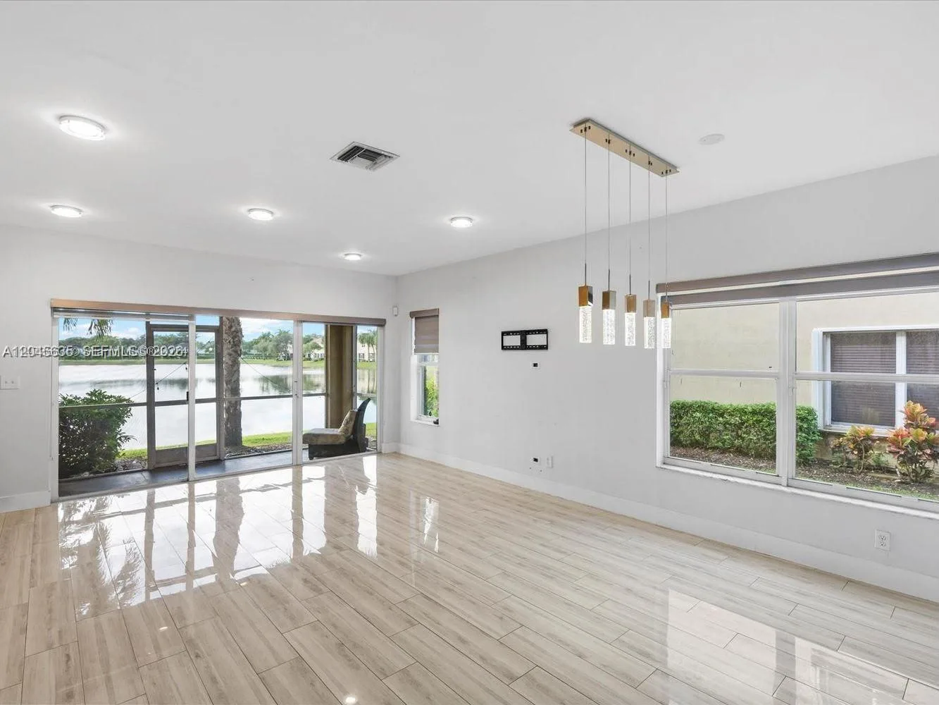 12170 SW 5th Ct, Pembroke Pines, FL 33025 photo 10