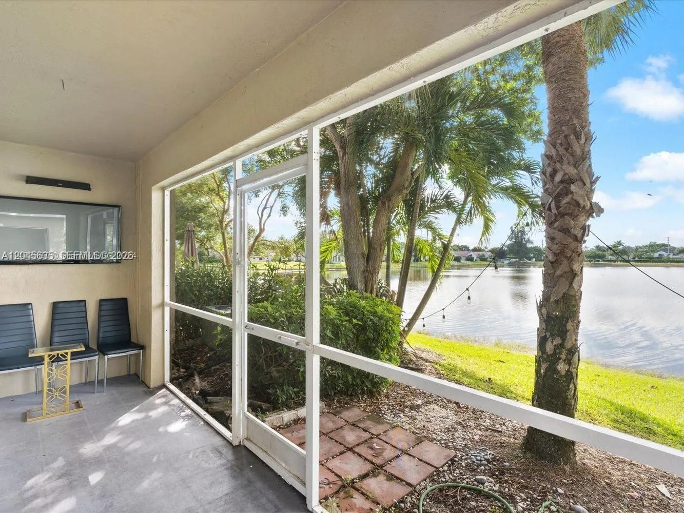 12170 SW 5th Ct, Pembroke Pines, FL 33025 photo 4