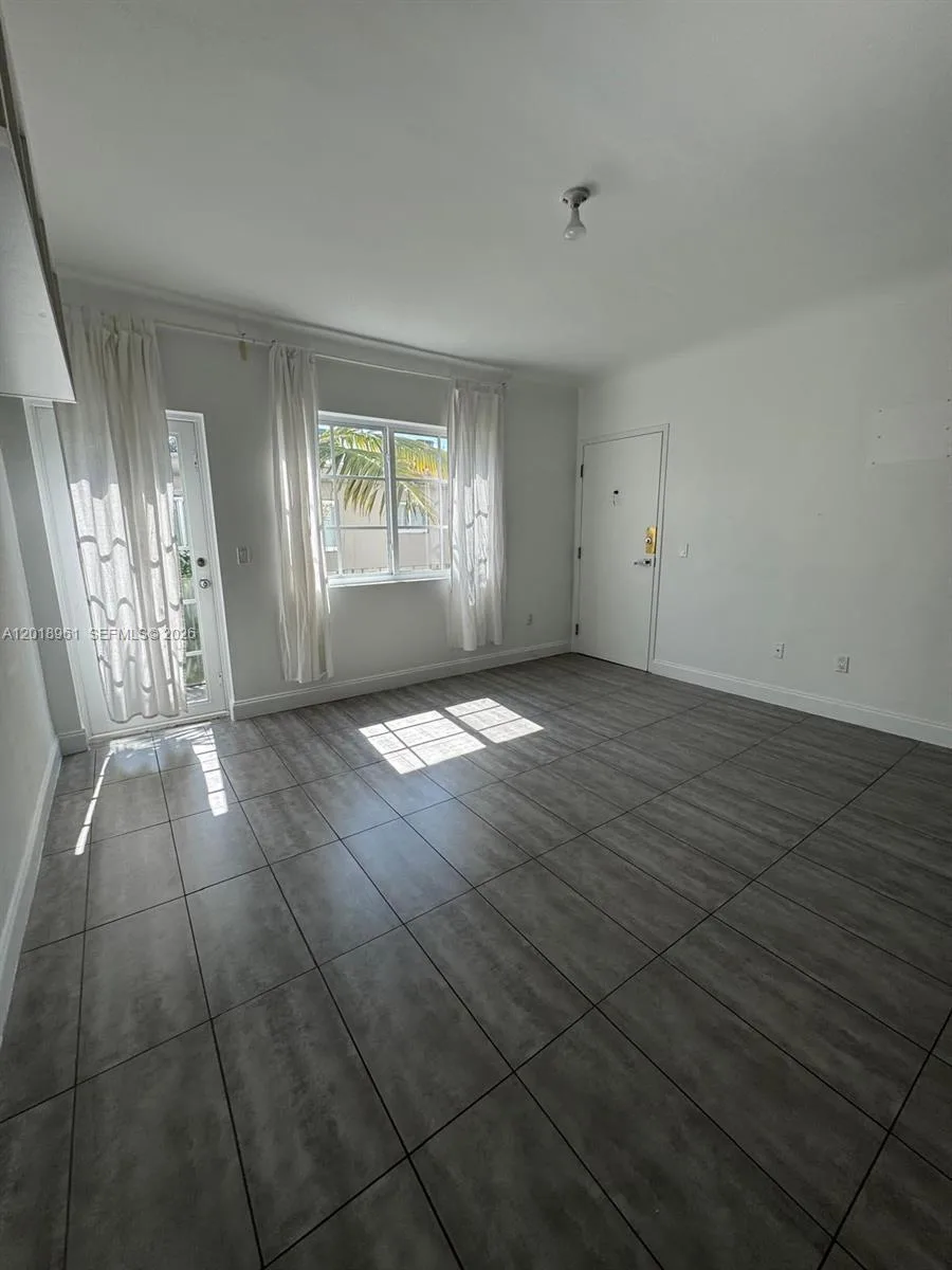 1508 Meridian Ave, Miami Beach, FL 33139 photo 9