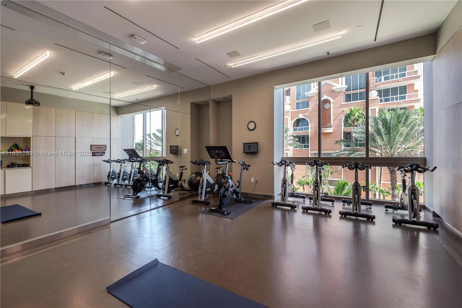 17749 Collins Ave # 1802, Sunny Isles Beach, FL 33160 photo 9