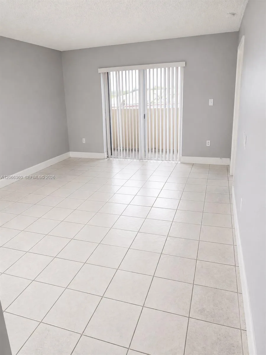 14951 SW 82nd Ln # 17-502, Miami, FL 33193 photo 4