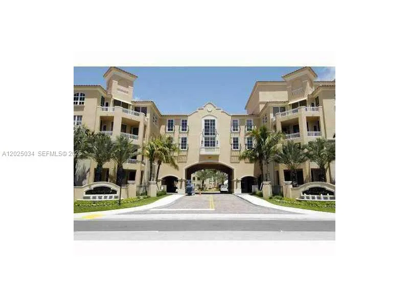 3001 NE 185 ST # 624, Aventura, FL 33180