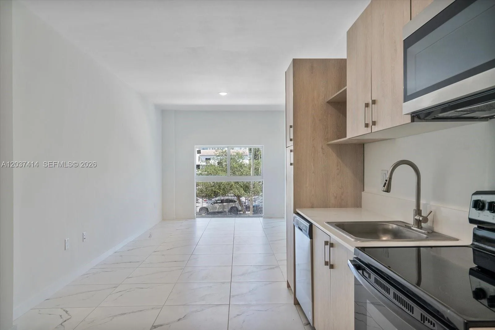 420 SW 7th Ave # 304, Miami, FL 33130 photo 5