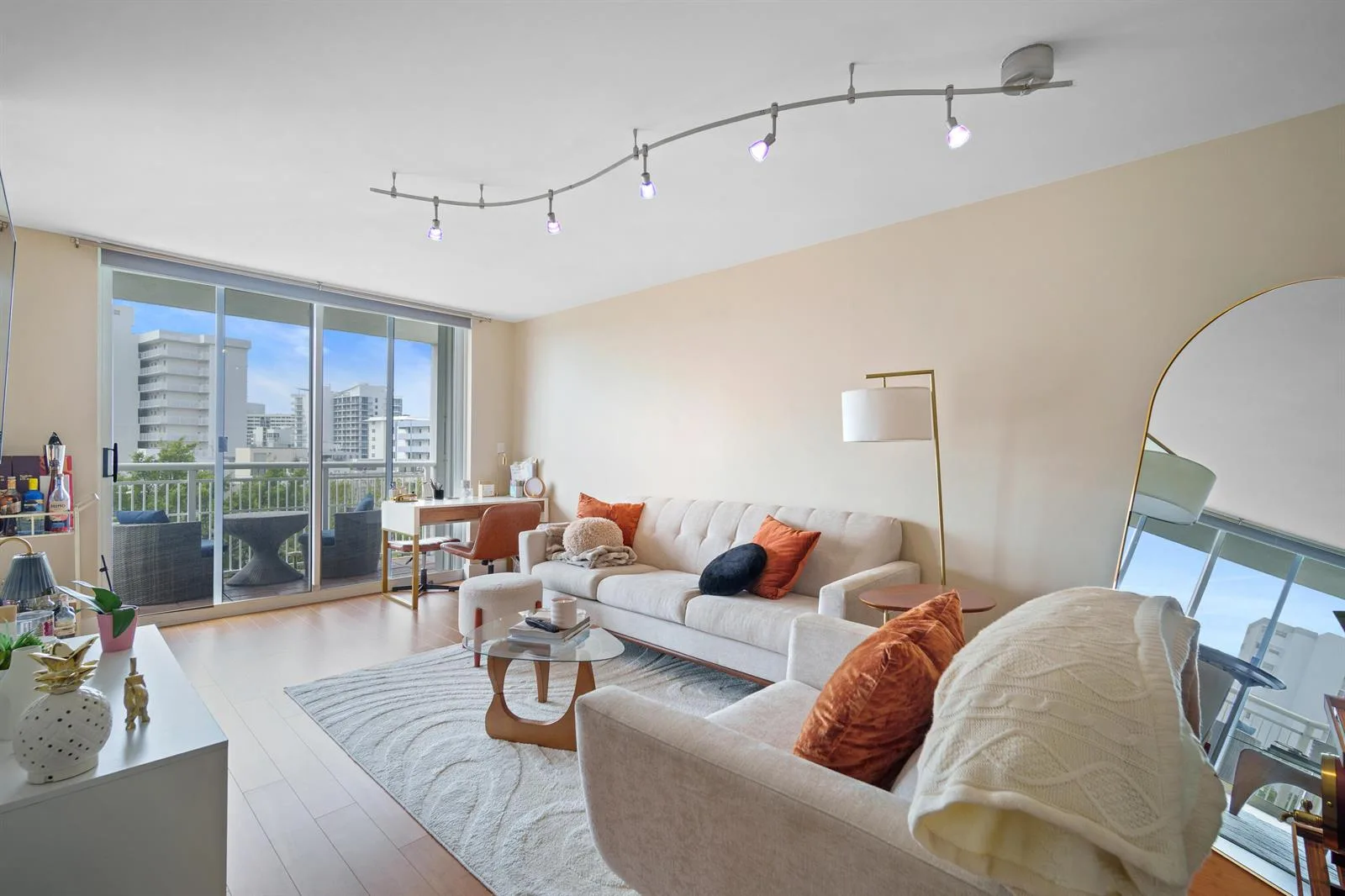 1688 West Avenue # 606, Miami Beach, FL 33139