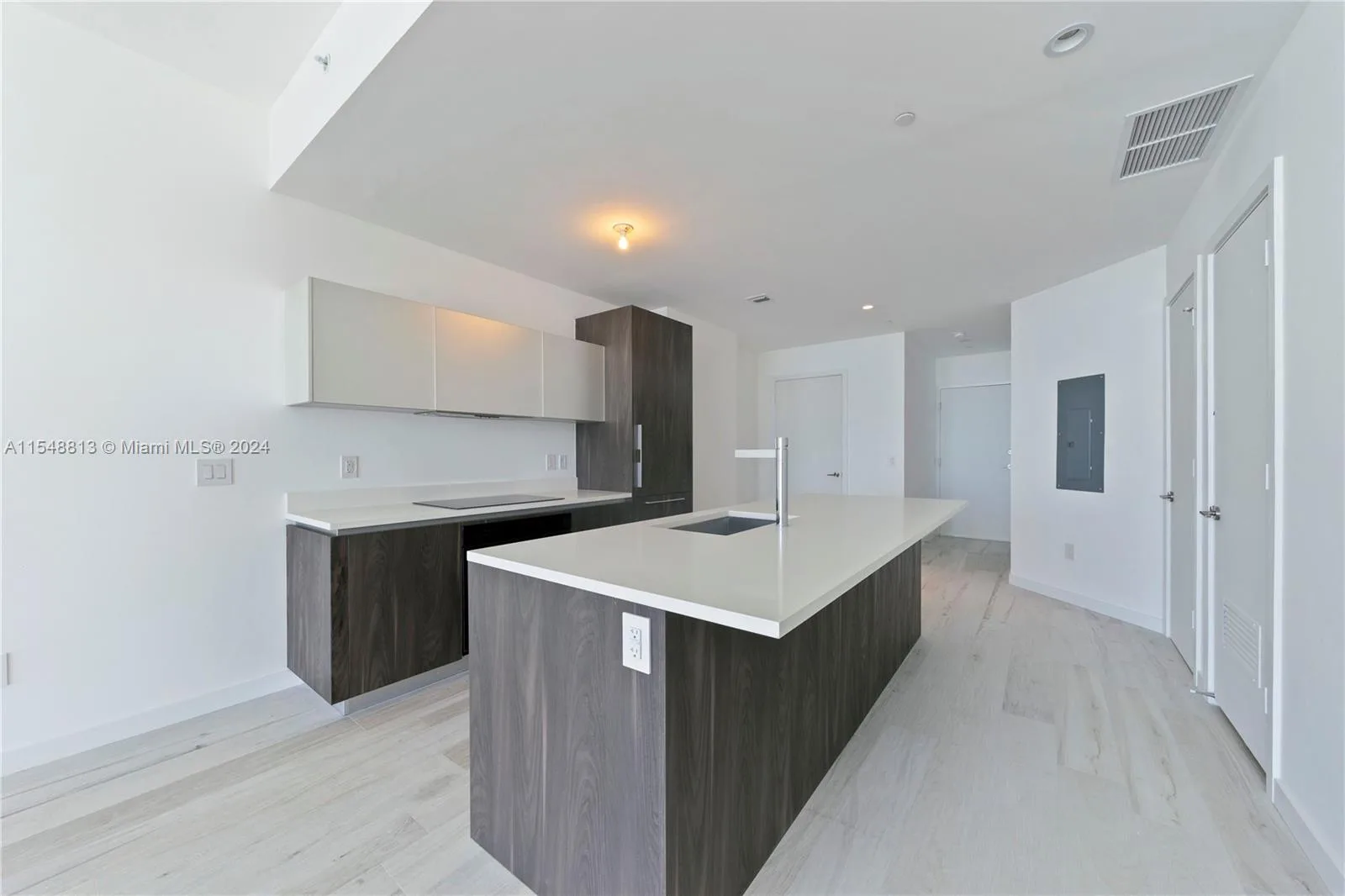480 NE 31st St # 2202, Miami, FL 33137 photo 10
