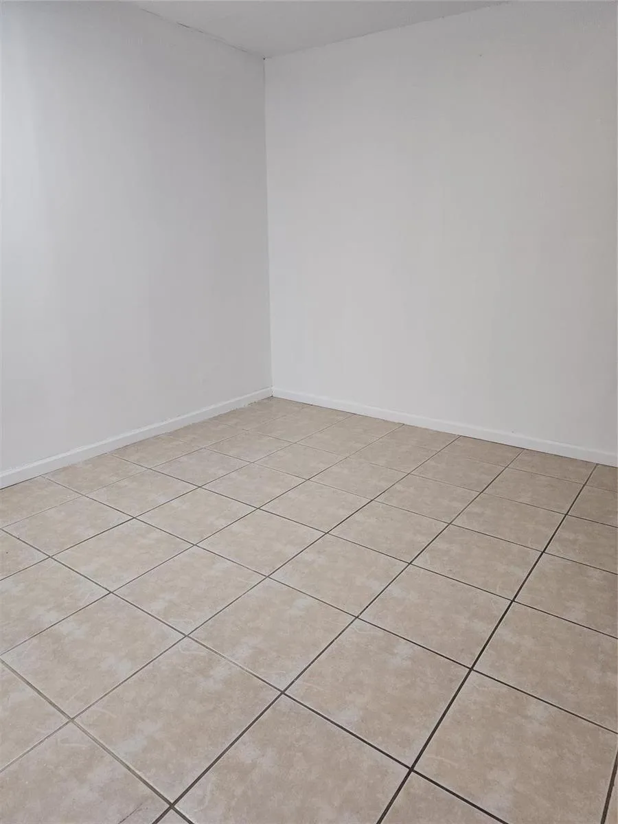 390 Racquet Club Road # 204, Weston, FL 33326 photo 6