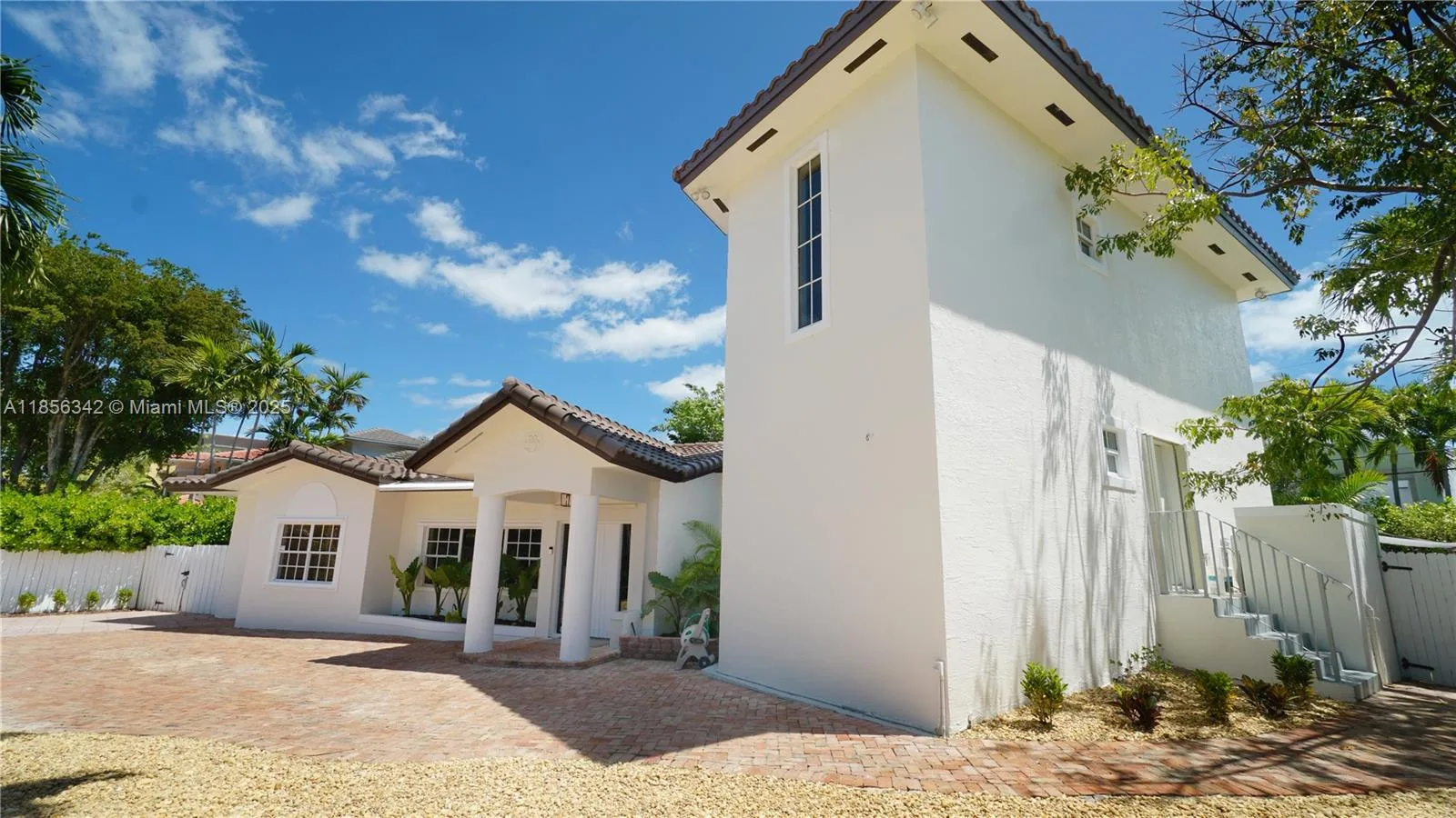 691 Ridgewood Rd, Key Biscayne, FL 33149 photo 7