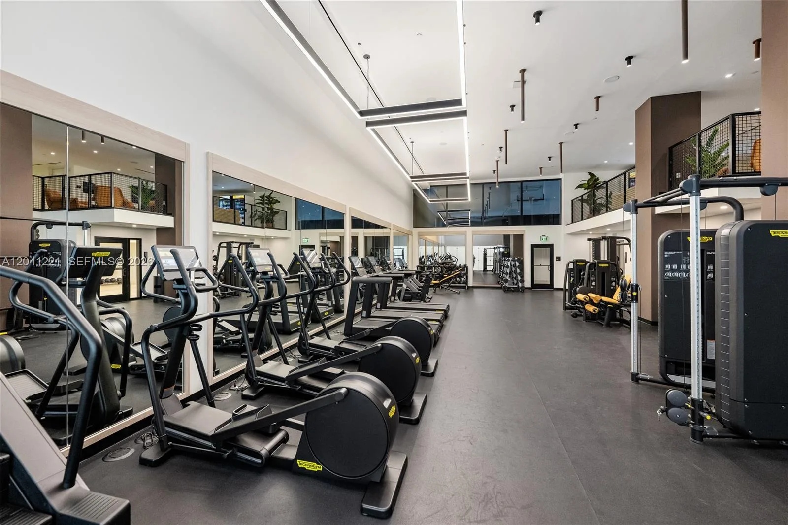 225 N Miami Ave # 1804, Miami, FL 33128 photo 12