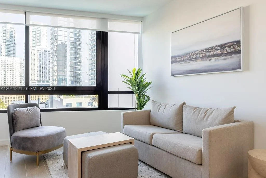225 N Miami Ave # 1804, Miami, FL 33128 photo 2