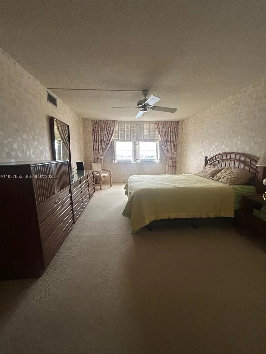 251 174th St # 1820, Sunny Isles Beach, FL 33160 photo 5