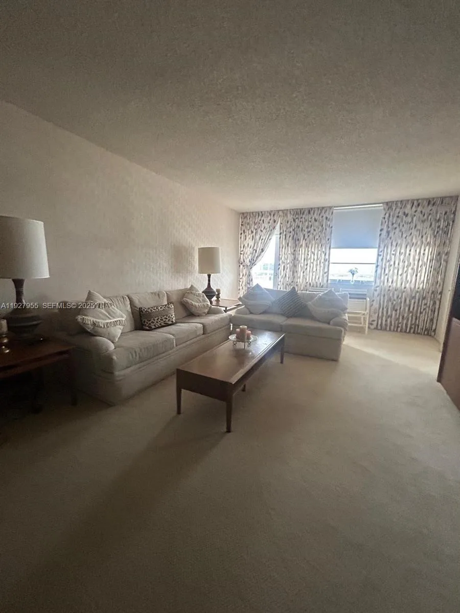 251 174th St # 1820, Sunny Isles Beach, FL 33160 photo 8