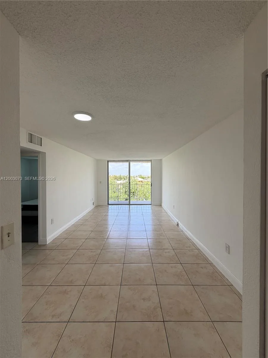 1805 Sans Souci Blvd # 526, North Miami, FL 33181 photo 3