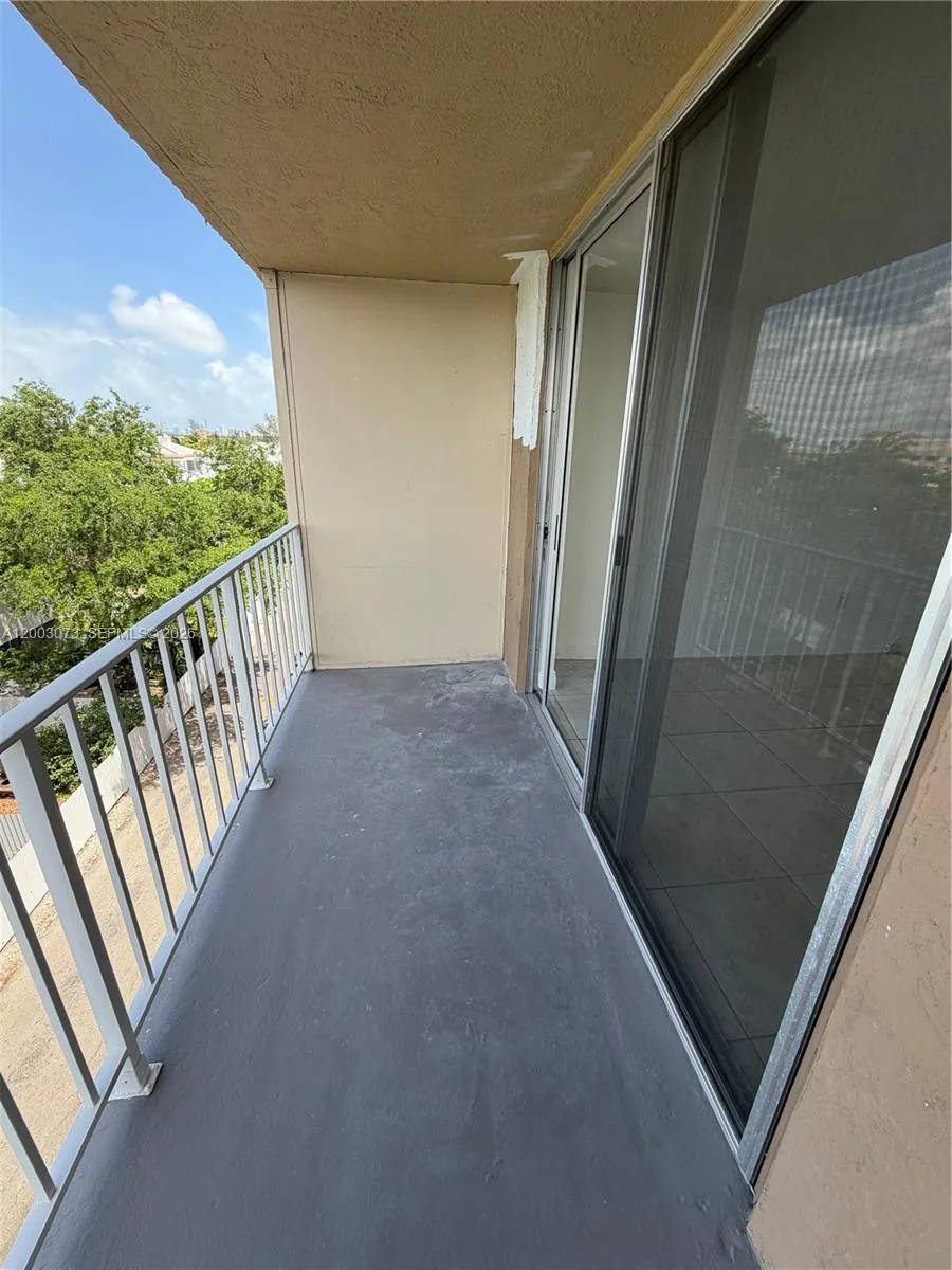 1805 Sans Souci Blvd # 526, North Miami, FL 33181 photo 9