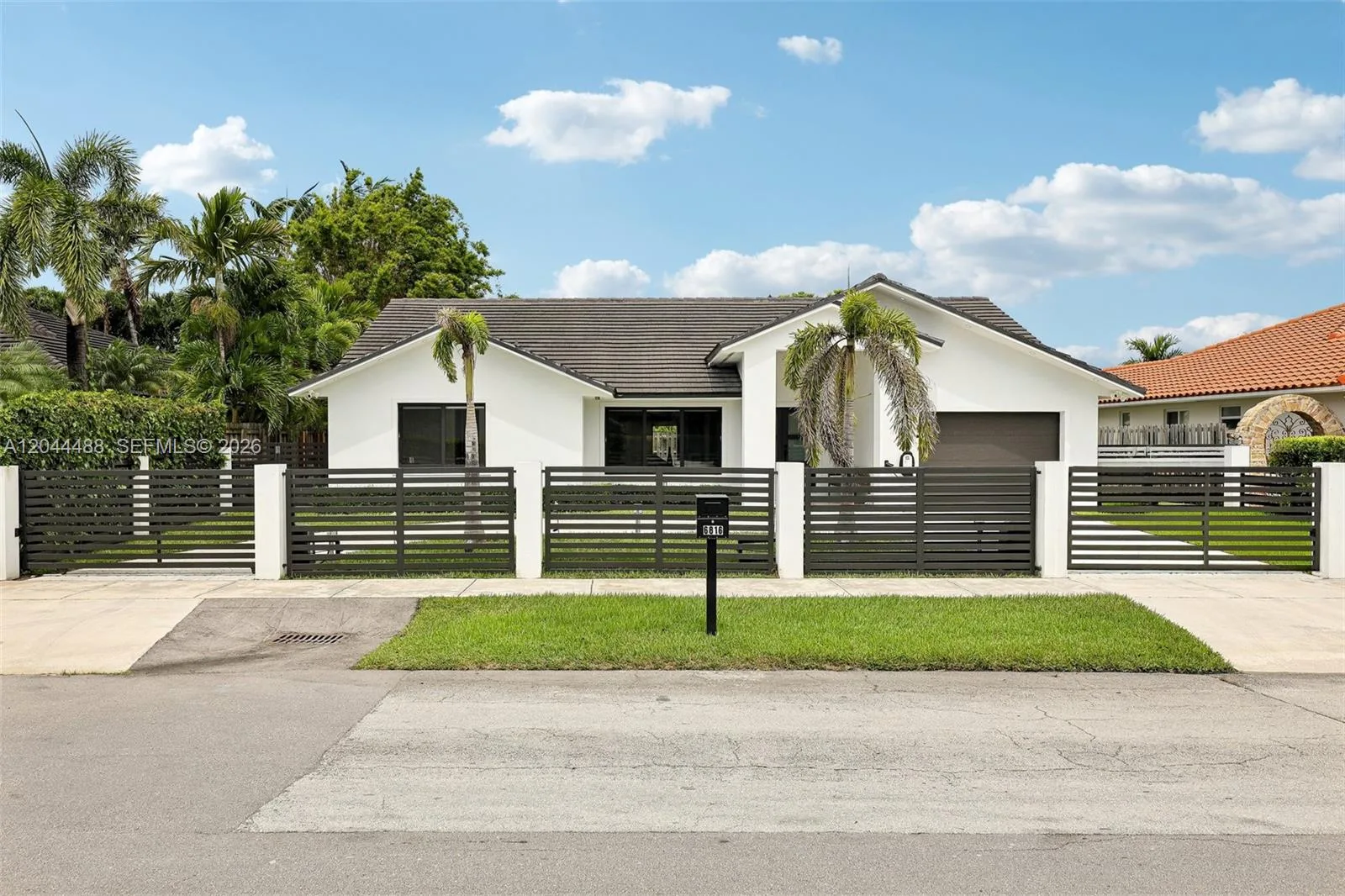 6816 SW 89th Ct, Miami, FL 33173