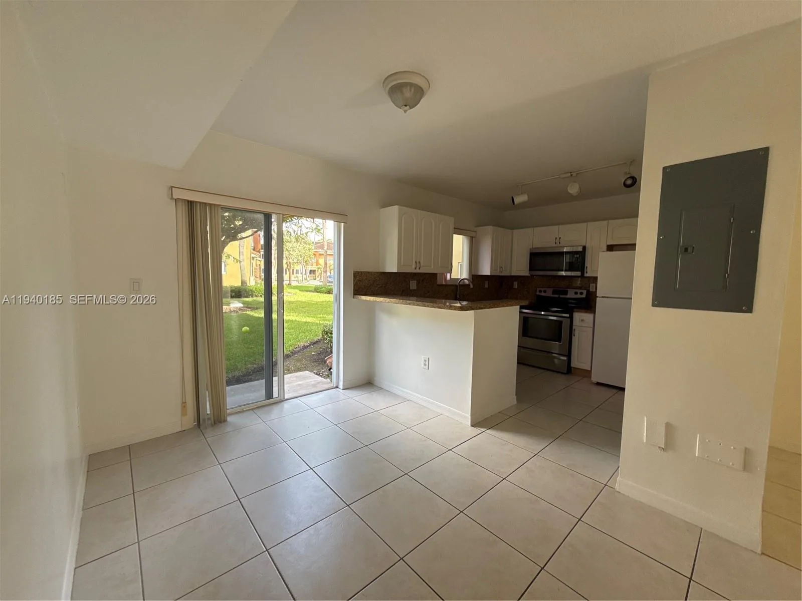 935 NE 33rd Terr # 104, Homestead, FL 33033 photo 3