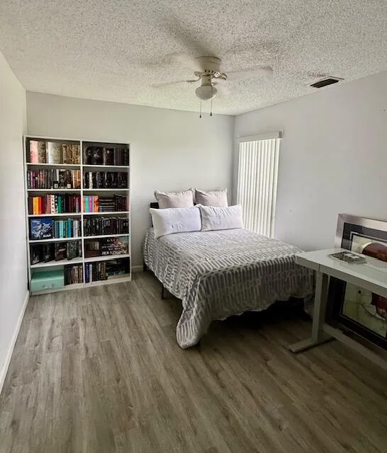 1803 Waterview Circle, Palm Springs, FL 33461 photo 8