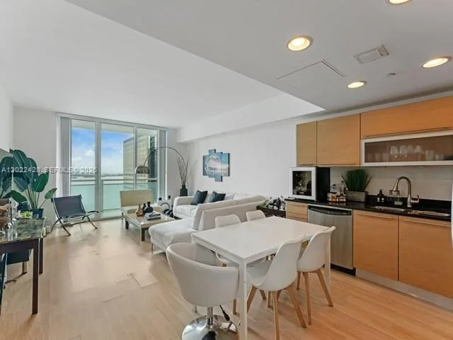 951 Brickell Ave # 2808, Miami, FL 33131 photo 10